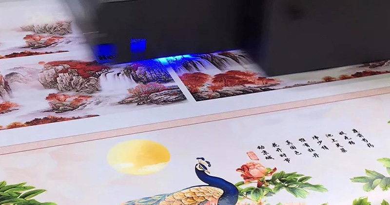 UV平闆打印機(jī)中UV燈與UV油墨的(de)依存關系